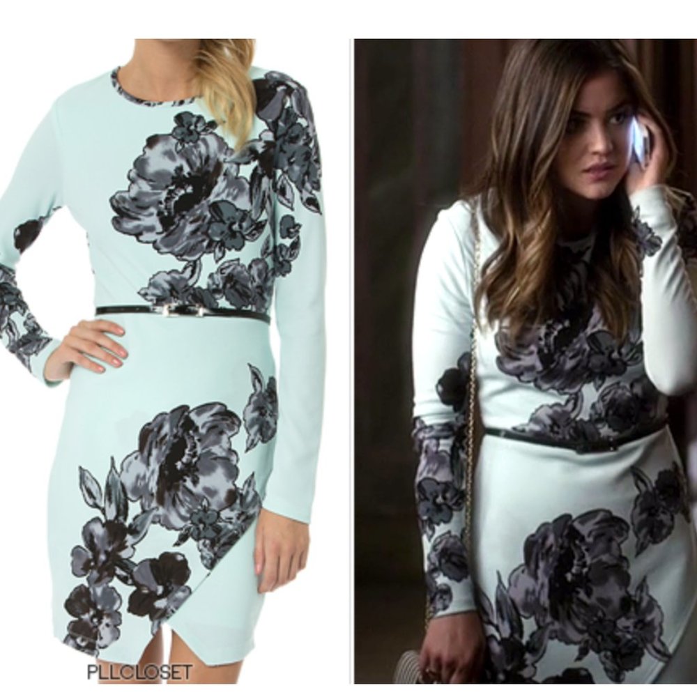 Teeze Me Size Small Blue Flower Dress